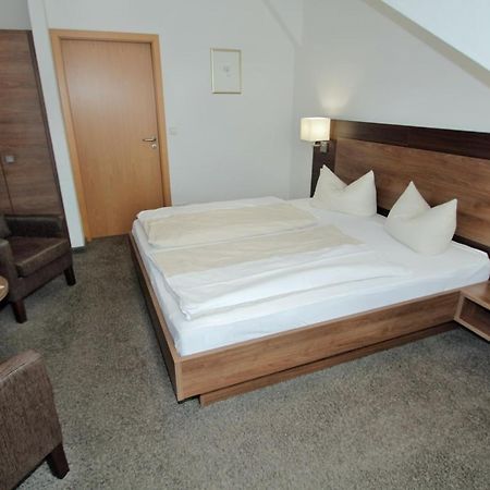 Weinhotel Kienle ブルルヴァイラー エクステリア 写真