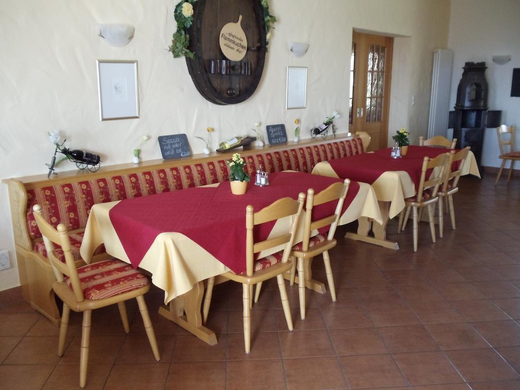 Weinhotel Kienle ブルルヴァイラー エクステリア 写真