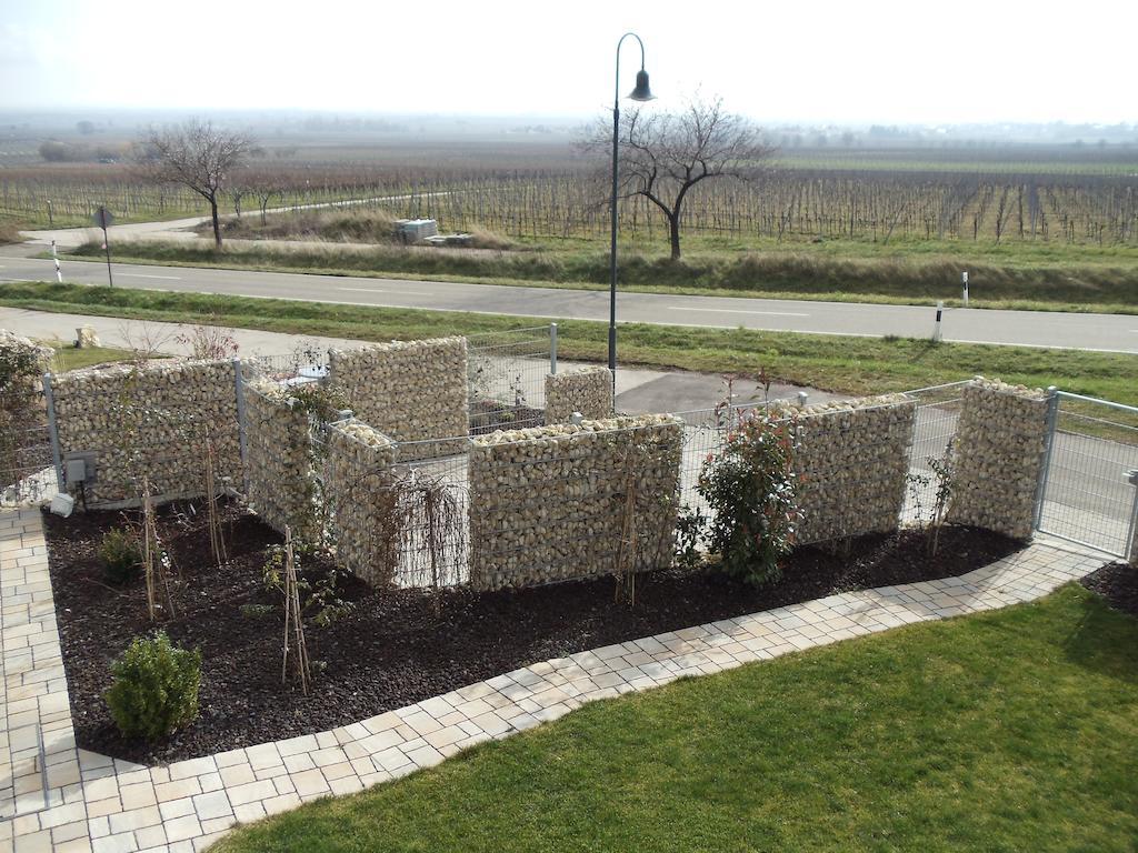 Weinhotel Kienle ブルルヴァイラー エクステリア 写真